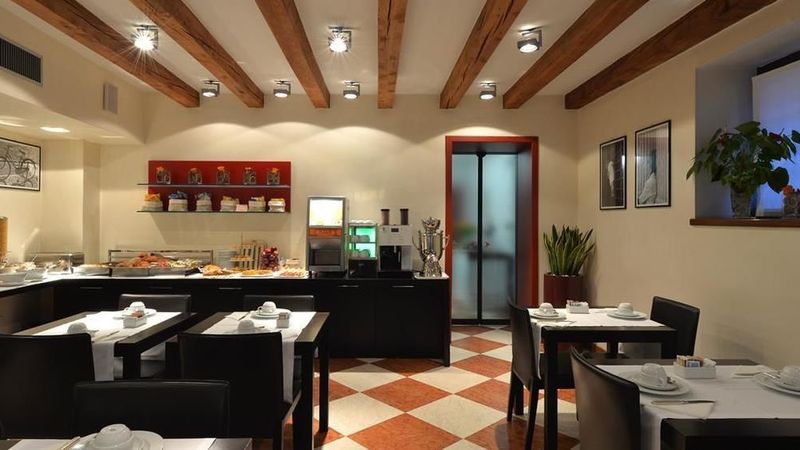 Hotel Armando - Image 6