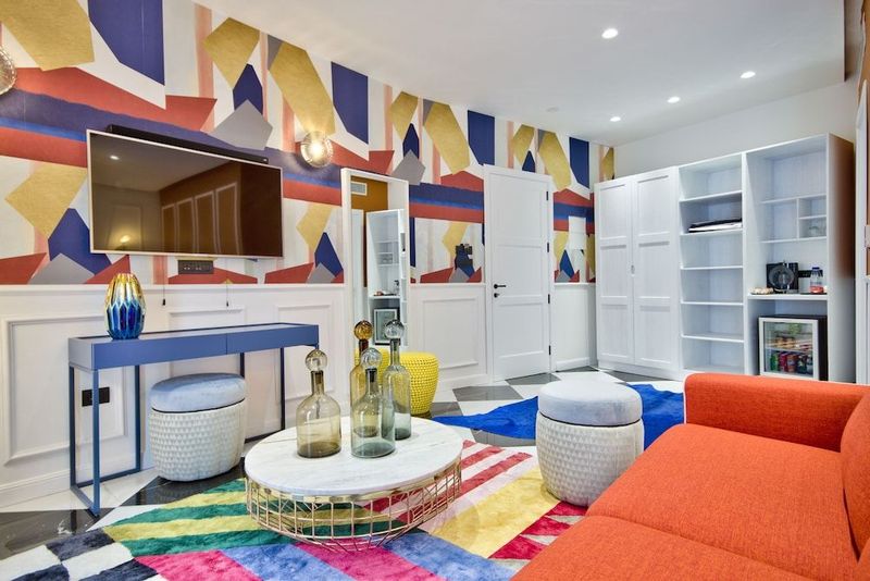 HOLM Boutique & SPA - Image 7