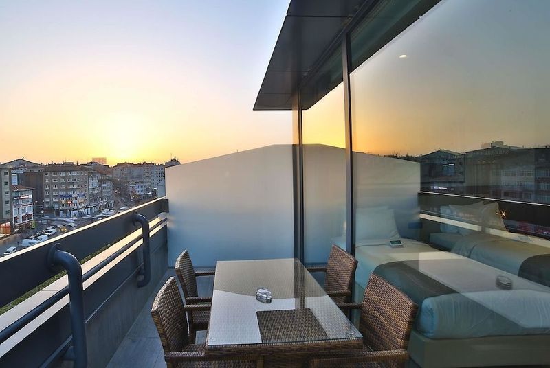 Ramada by Wyndham Istanbul Old City - Image 7