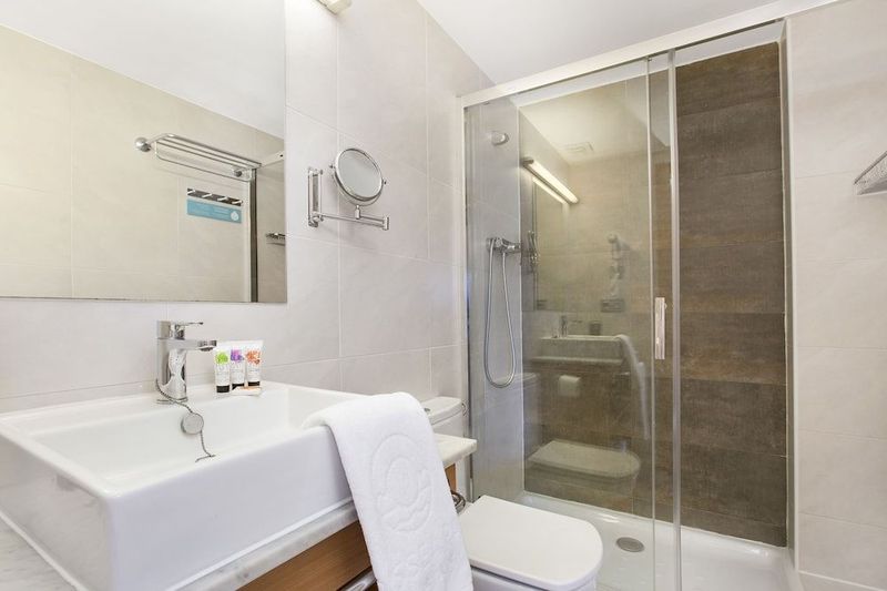 Odissea Park Aparthotel - Image 8