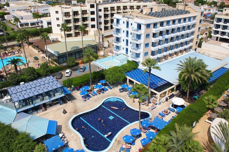 Anonymous Beach Hotel - Image 2