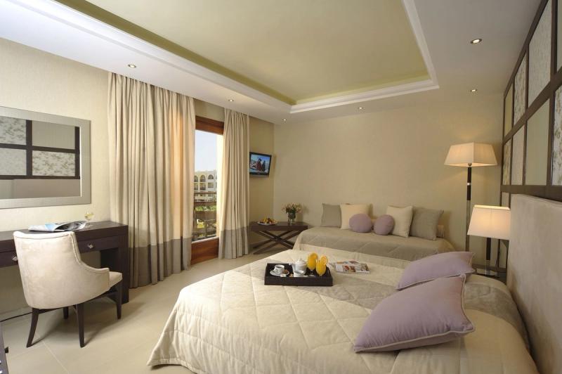 Theartemis Palace Hotel - Image 3