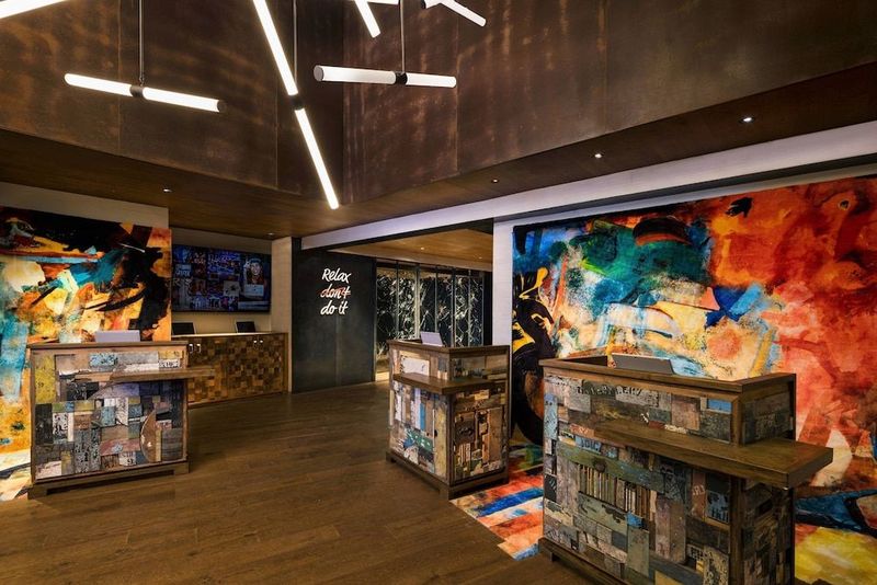 Moxy NYC East Village - Image 6