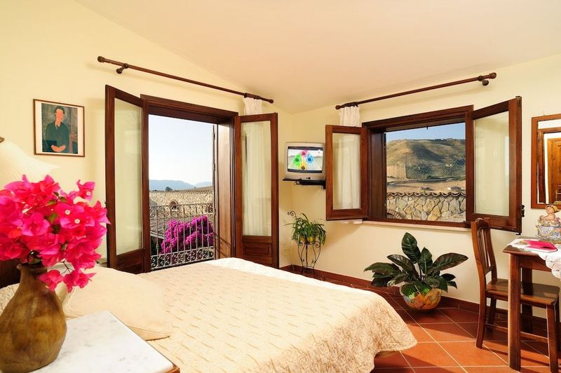 Agriturismo Villa Dafne - Image 3