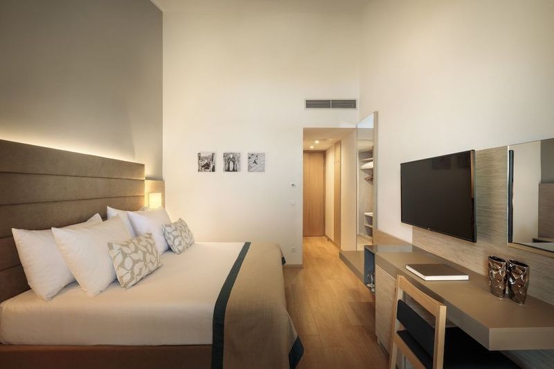 Valamar Argosy Hotel - Image 8