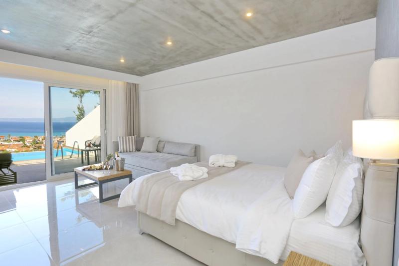 Alia Palace Luxury Hotel & Villas - Image 8