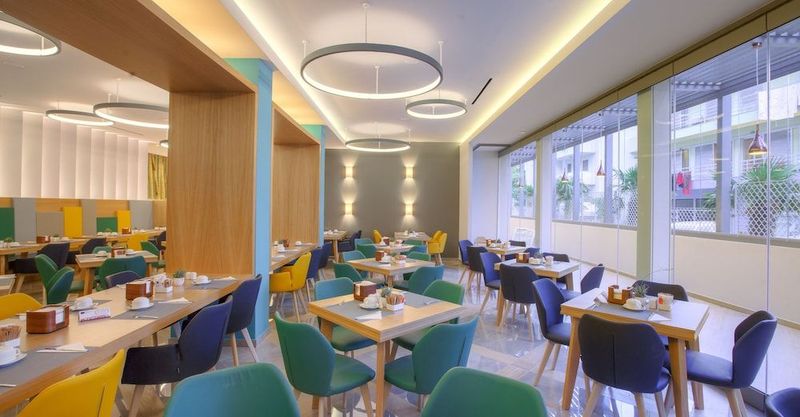 Blue Lagoon City Hotel - Image 10