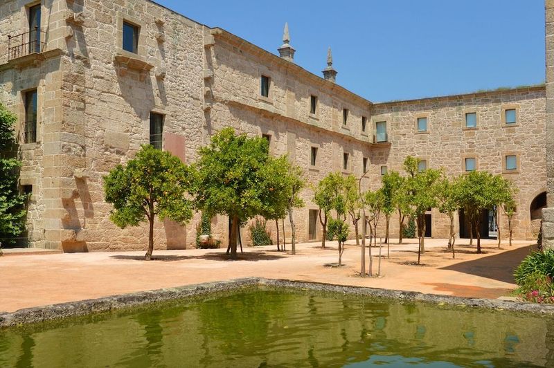 Pousada Mosteiro de Amares - Image 7