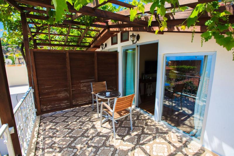 The Lemon Villa Hotel - Image 10