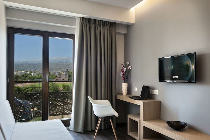 Kriti Hotel - Image 8
