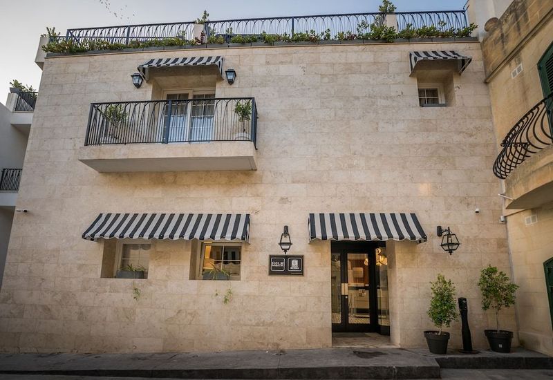 HOLM Boutique & SPA - Image 2