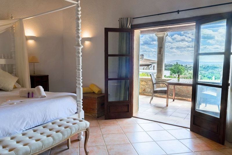 New Can Furios Hotel - Image 3