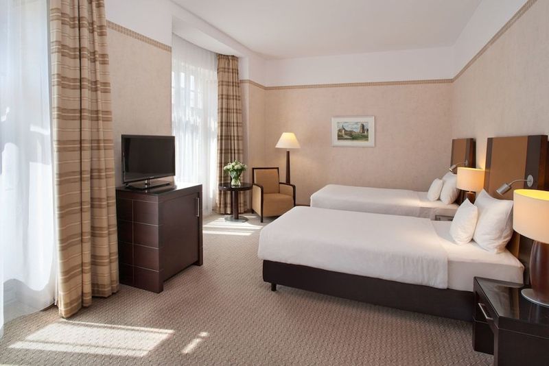 Polonia Palace Hotel - Image 8