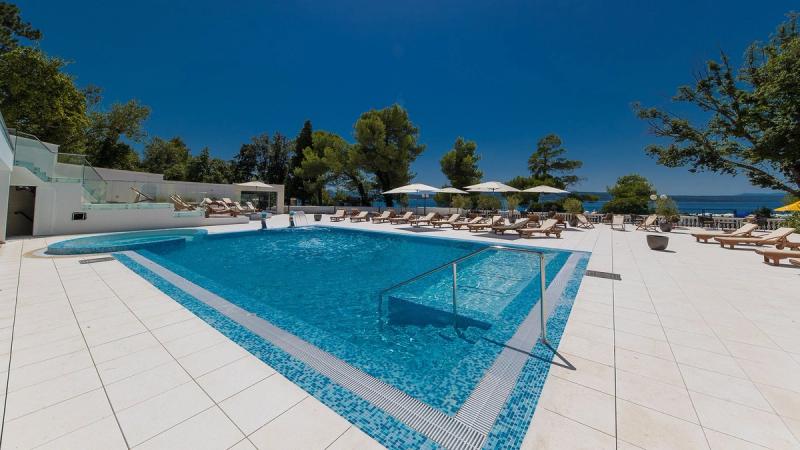Swimmingpoolen på Hotel Esplanade