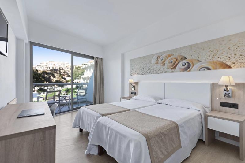 THB Cala Lliteras - Image 4