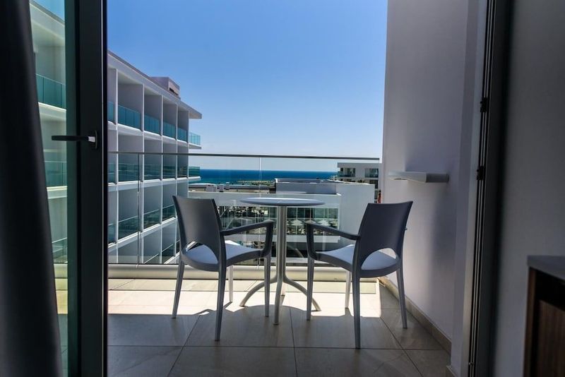 Eleana Hotel - Image 2
