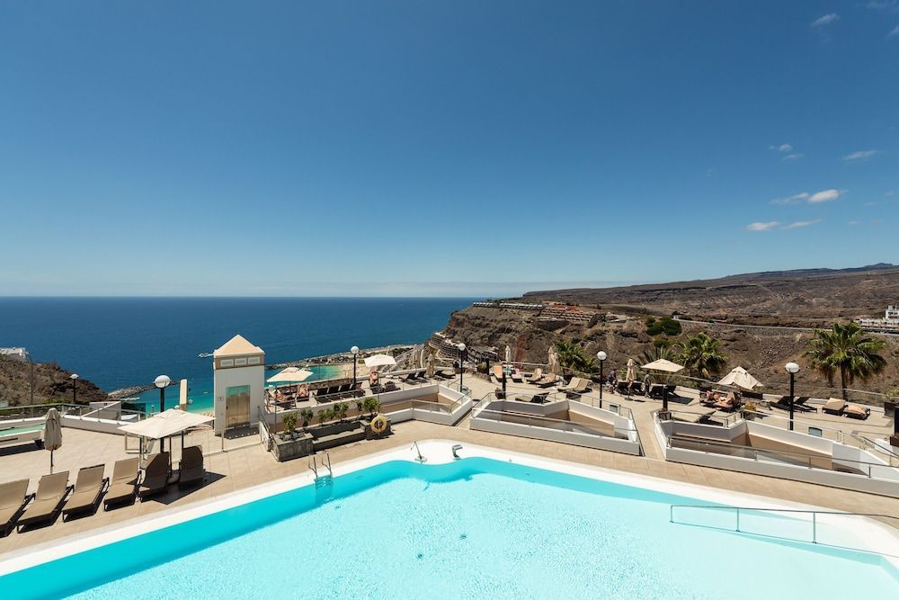 Holiday Club Vista Amadores - Image 1