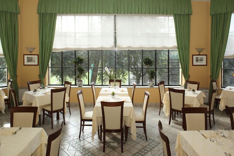 Hotel Chiusarelli - Image 6