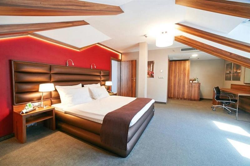 Holiday Inn Krakow City Centre - Image 8