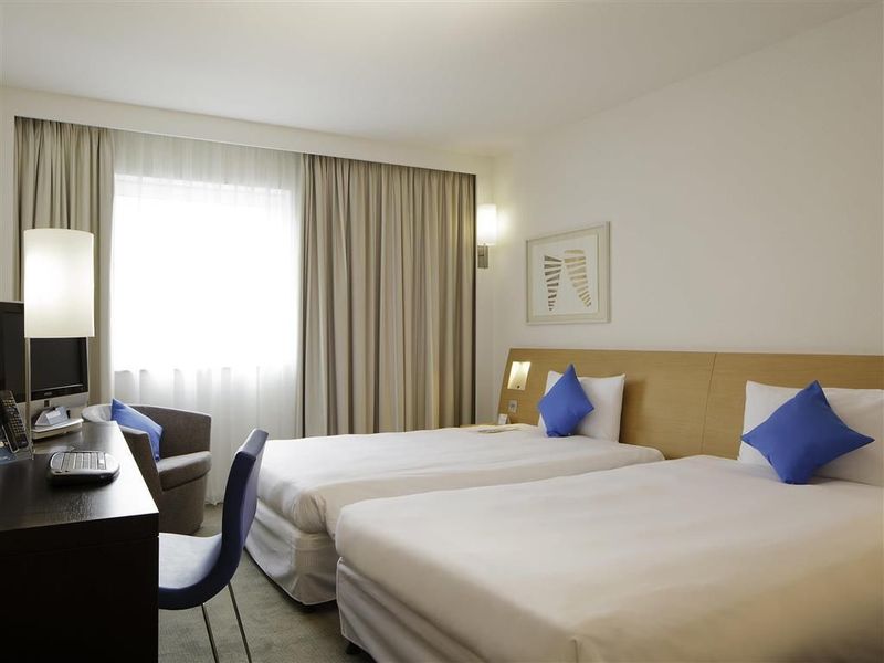 Novotel London Greenwich - Image 7