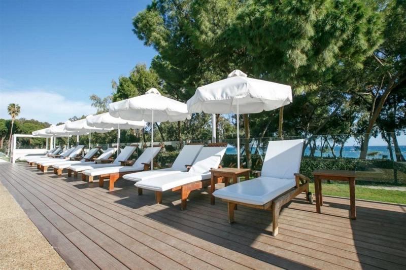 Park Beach Hotel - Image 8