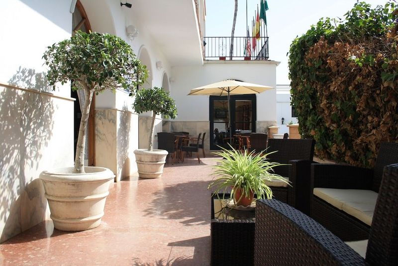 Hotel Arcos de Montemar - Image 7