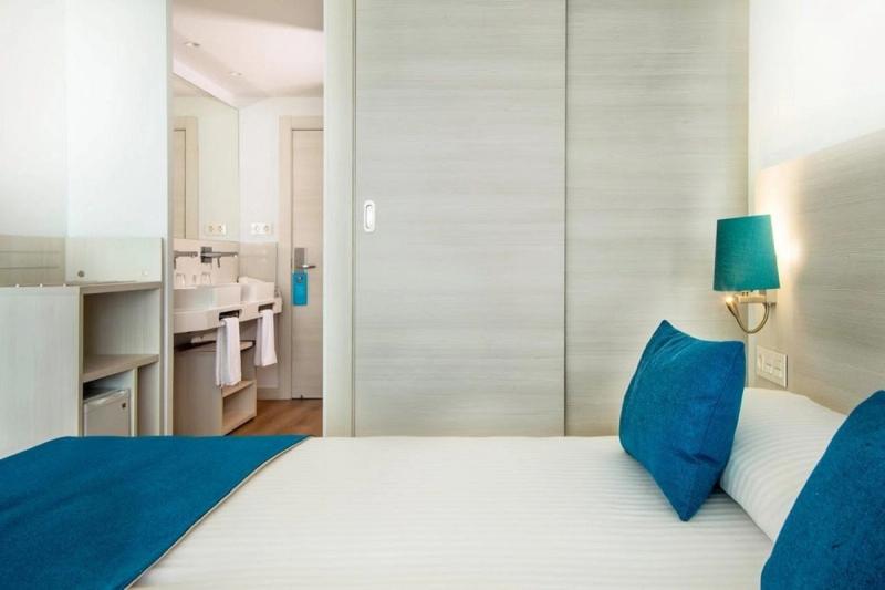 Sentido Benalmadena Beach - Image 7