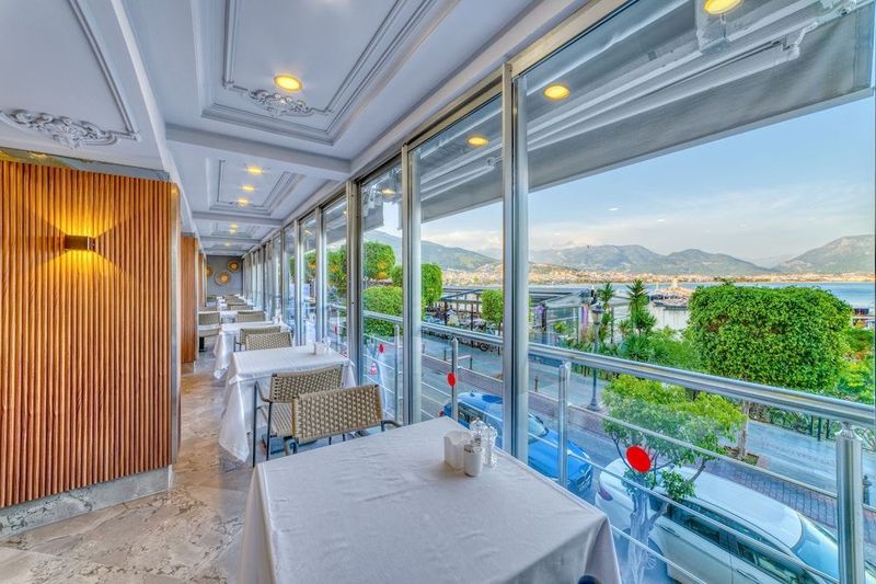 Numa Port Hotel - Image 4