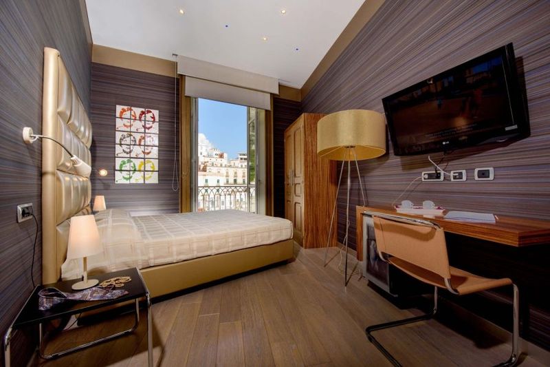 Palazzo Ferraioli Hotel & Wellness - Image 2