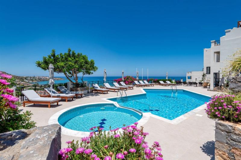 Minois Boutique Hotel - Image 1