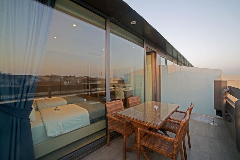 Ramada by Wyndham Istanbul Old City - Image 9