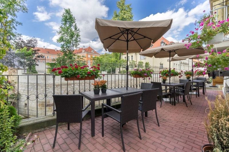 Pytloun Kampa Garden Hotel Prague - Image 6