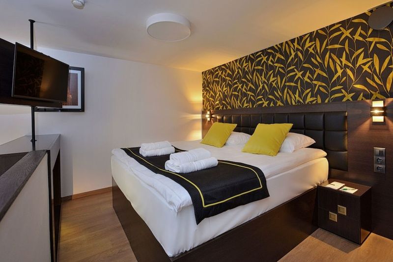 Opera Garden Hotel & Apartments - Image 6