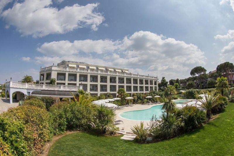 Palace Hotel Desenzano - Image 8