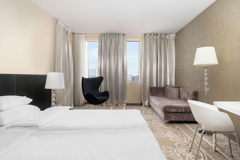 Falkensteiner Hotel Belgrade - Image 2