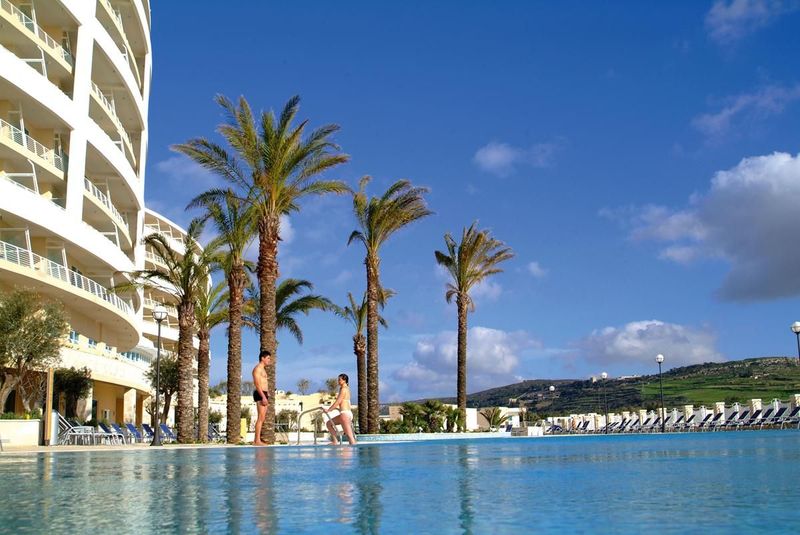 Radisson Blu Resort & Spa Golden Sands - Image 5