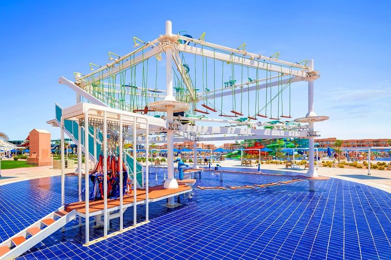 Jungle Aqua Park - Image 10