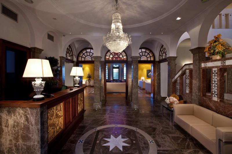 The Ashbee Hotel - Image 7