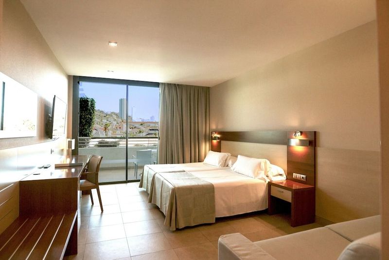 Hotel Deloix Aqua Center - Image 6