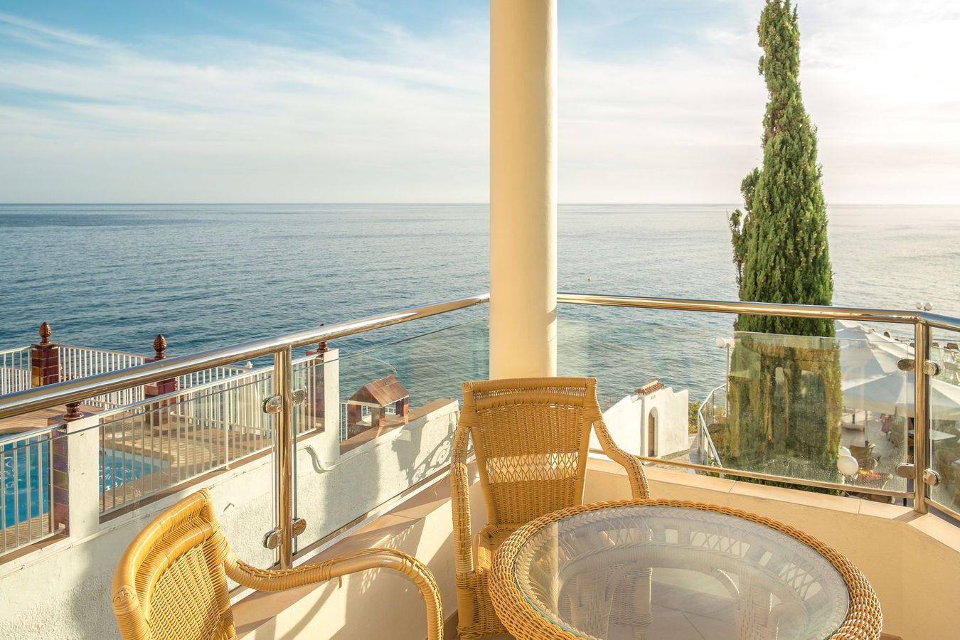 Toboso Apar-Turis erbjuder semesterlägenheter i Nerja, med vacker utsikt över havet.