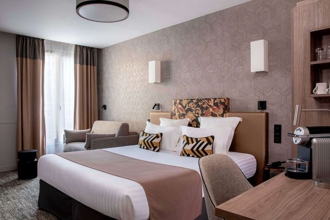 Smakfullt inredda rum med wi-fi och luftkonditionering
