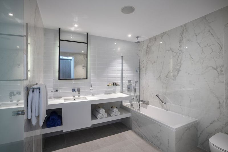 Cavo Maris Beach Hotel - Image 10