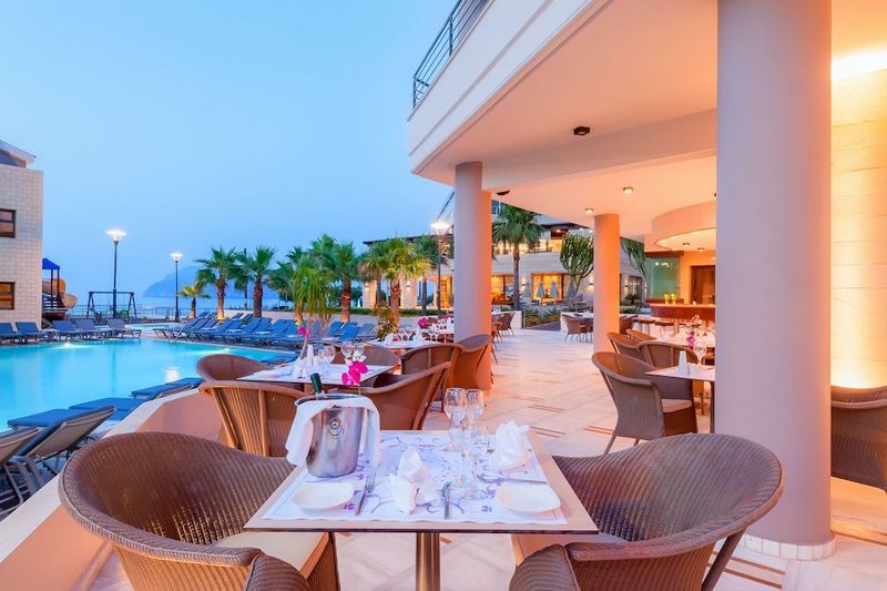 Porto Platanias Beach Resort & Spa - Image 10