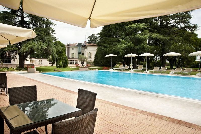 Relais Villa Valfiore - Image 1