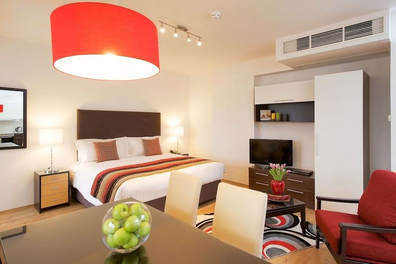 ESCALA Hotel & Suites - Image 3