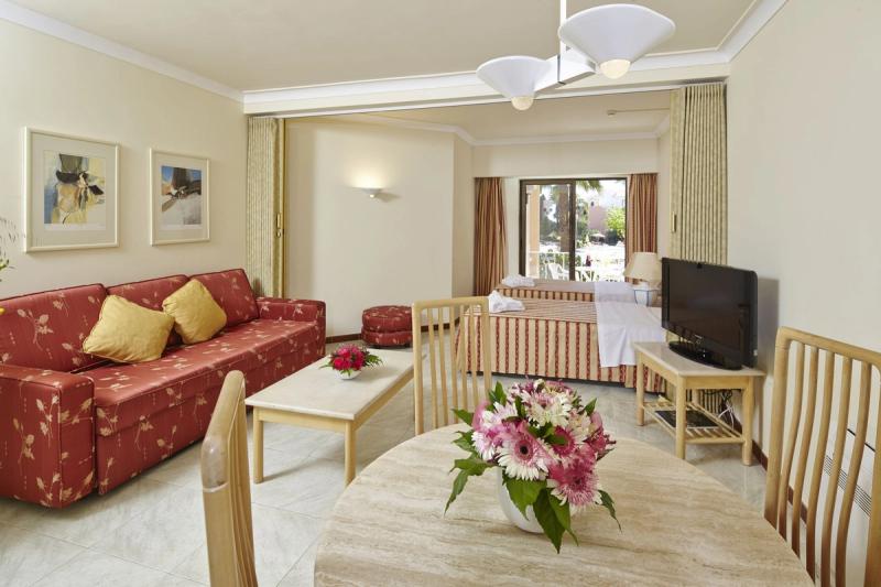 Four Seasons Vilamoura - Image 6