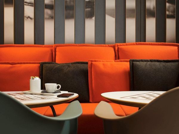 Hyggeligt sofaområde på hotel i London