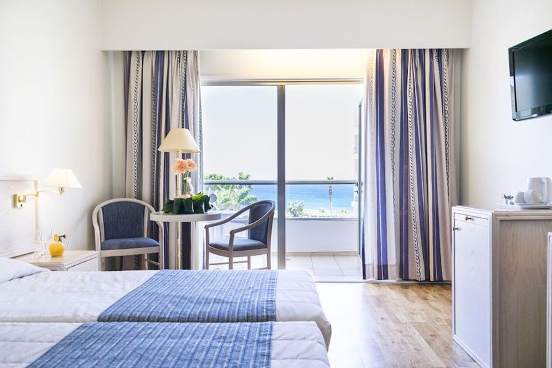 The Golden Coast Beach Hotel - Image 3