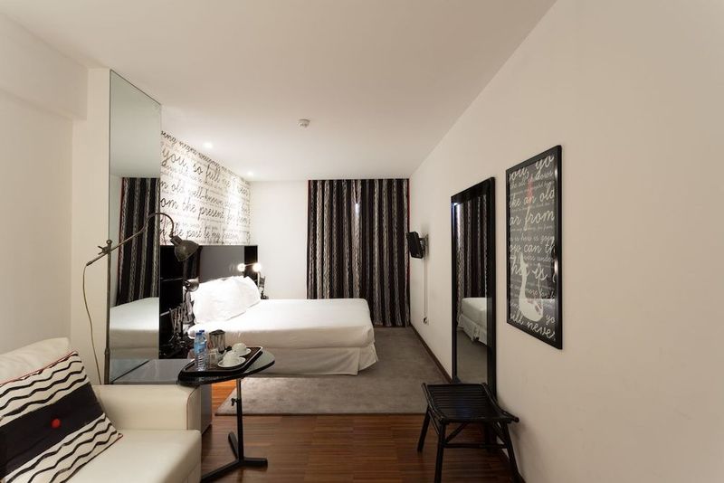 Porto Trindade Hotel - Image 10