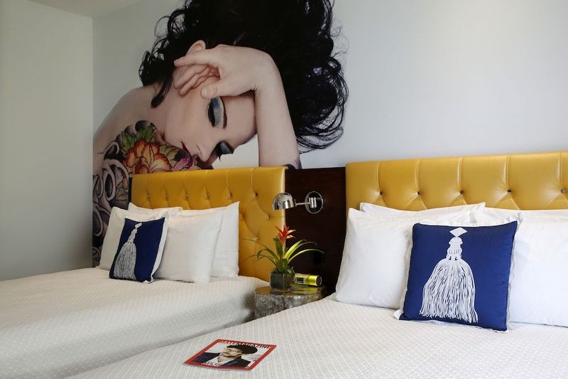 Life House, Ocean Drive - Image 7